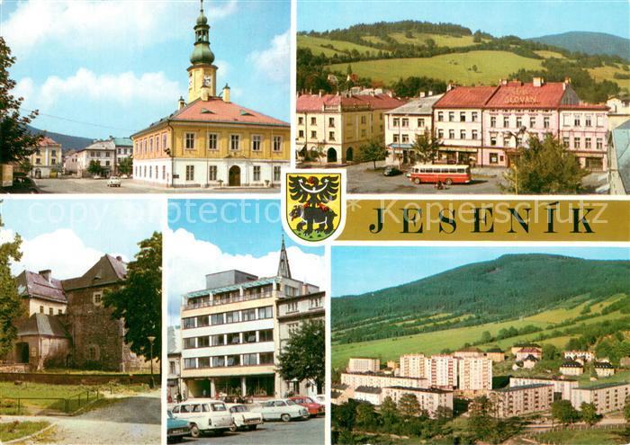 Jeseniky CZ Radnice Rude namesti s Interhotelem Slovan Mestske muzeum Dom sluzeb