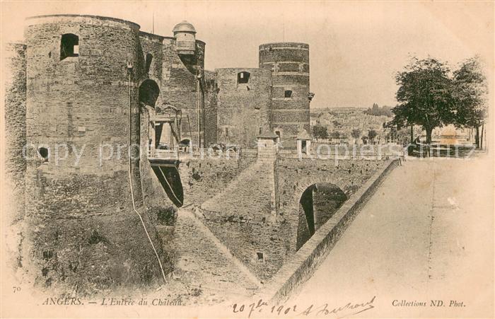 Angers 49 Entrée du Chateau