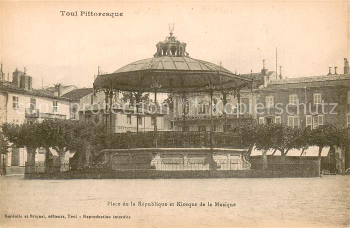 Toul 54 Place de la République et Kiosque de la Musique