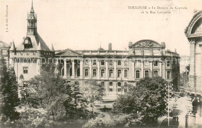 Toulouse 31 Donjon du Capitole et Rue Lafayette