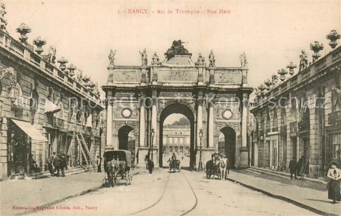 Nancy 54 Arc de Triomphe Rue Héré Pferdedroschken