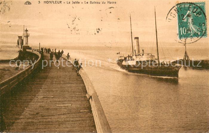 Honfleur La jetée Bateau du Havre