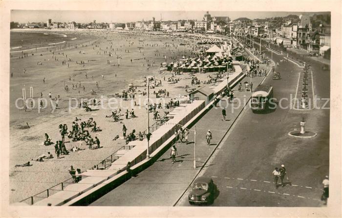 Les Sables-d Olonne 85 Vue panoramique de la plage et du remblai