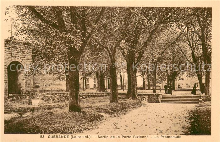 Guerande 44 Sortie de la Porte Bizienne La Promenade