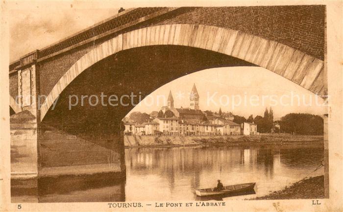 Tournus 71 Le pont et l abbaye