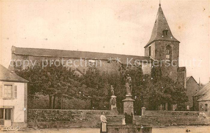 Royere 23-de-Vassiviere Creuse Place du Marche Eglise