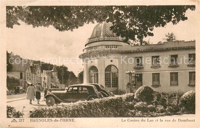 Bagnoles-de-l Orne Le Casino du Lac et la rue de Domfront