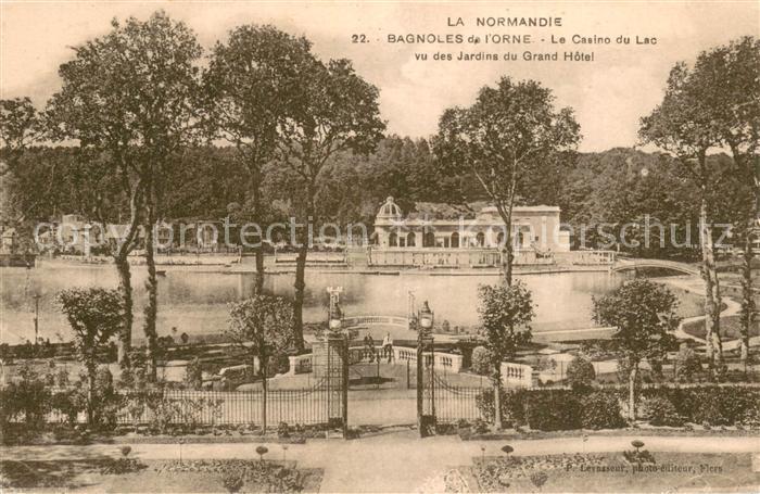 Bagnoles-de-l Orne Le Casino du Lac vu des Jardins du Grand Hotel