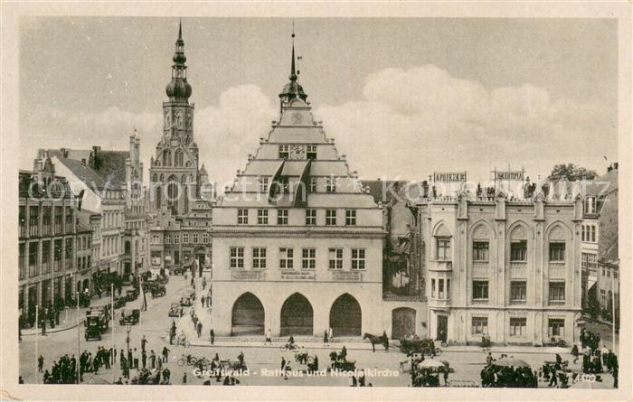 Greifswald Rathaus und Nicolaikirche