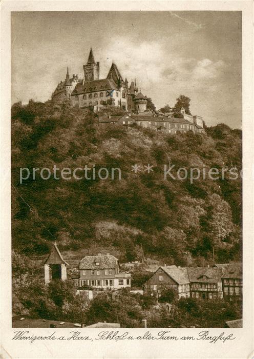 Wernigerode Harz Schloss und alter Turm am Bergfuss