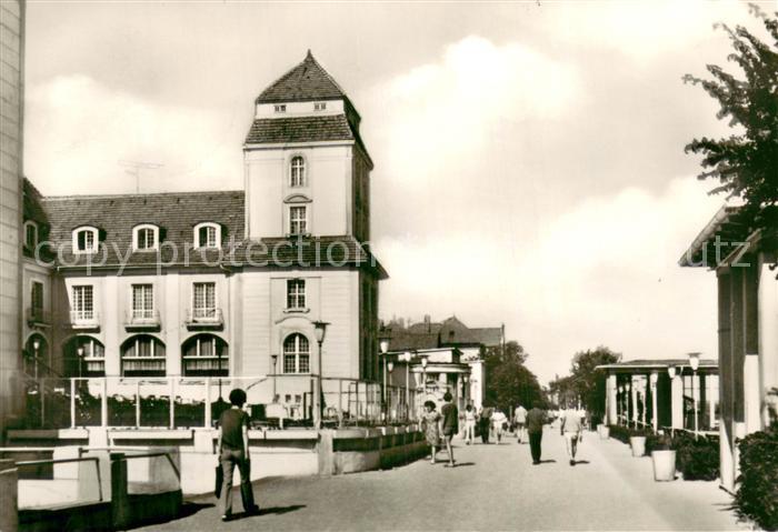 Binz Ruegen Strandpromenade am Kurhaus