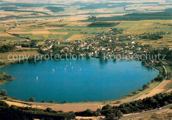 Schalkenmehren Fliegeraufnahme mit Maar
