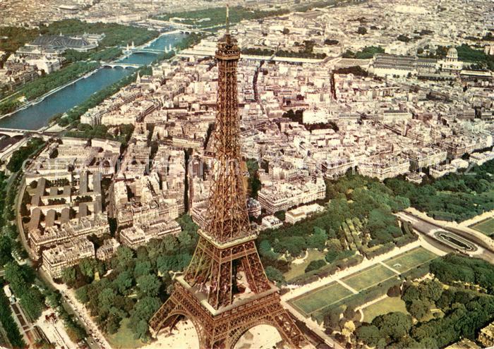Paris 75 Vue aerienne La Tour Eiffel Le Champ de Mars La Seine