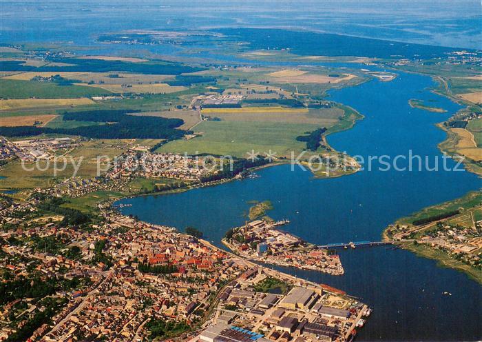 Wolgast Mecklenburg-Vorpommern Fliegeraufnahme mit Blick auf die Peenemuendung