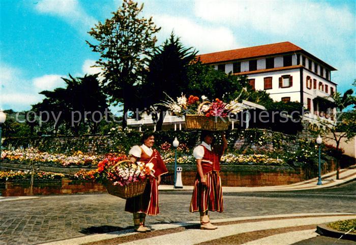 Funchal Hotel New Avenue e vendedeiras de Flores