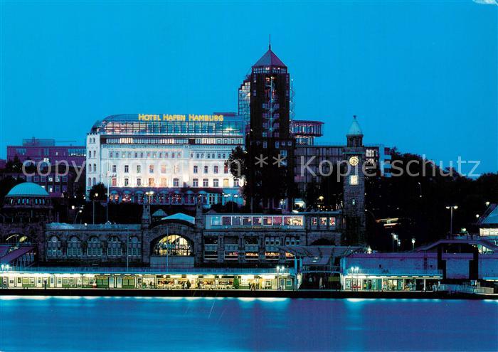 HAMBURG  CITY Hotel Hafen am Abend