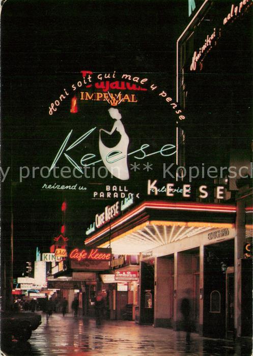 St Pauli Hamburg Cafe Keese Ball Paradox