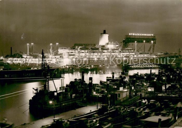 HAMBURG  CITY M.S. Orsova a. d. ueberseebruecke bei Nacht