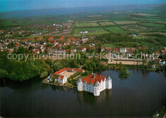 Gluecksburg Ostseebad Fliegeraufnahme Stadt und Schloss Gluecksburg