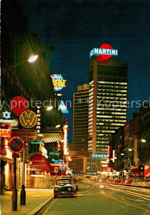 Bruxelles Bruessel Internationale Rogier Zentrum bei Nacht