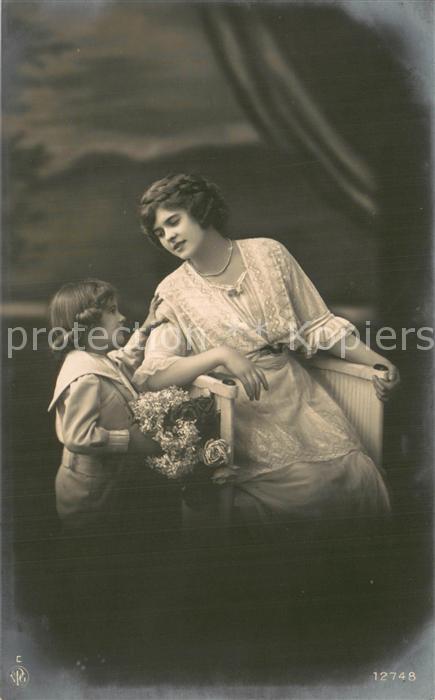 Verlag NPG Nr. Nr.12748 Frau mit kind