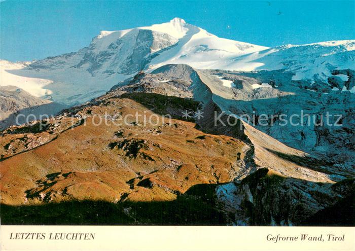 Gefrorne-Wandspitze 3286m Zillertal AT Letztes Leuchten Fliegeraufnahme