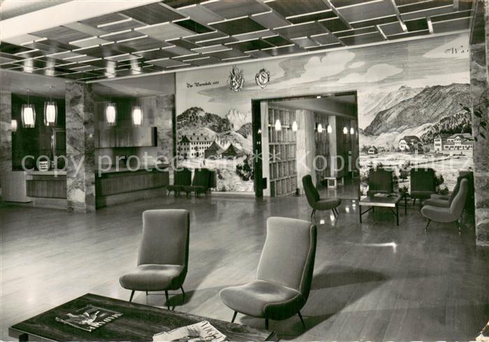 Warmbad Villach Eingangshalle des Thermal Hallenbades