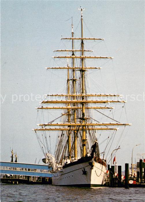 Segelschiffe Hamburg GORCH FOCK im Hafen