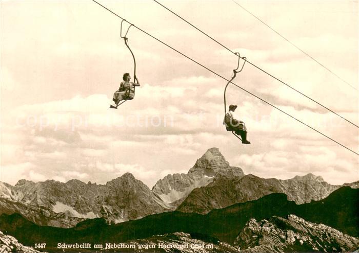 Sessellift Chairlift Telesiege Nebelhorn gegen Hochvogel