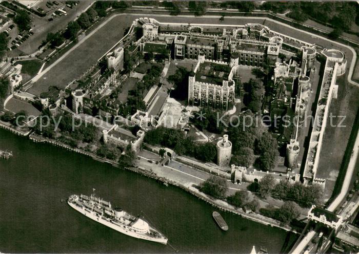 London  UK Tower of London Fliegeraufnahme