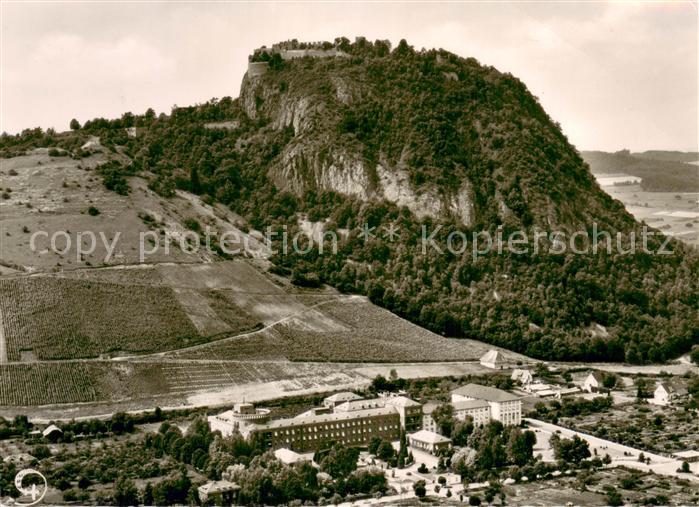 Singen Hohentwiel Staedtisches Krankenhaus mit Blick zur Festung
