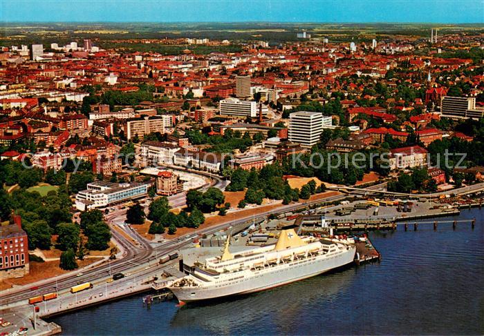 KIEL  CITY Oslo-Kai mit Faehrschiff Kronprins Harald