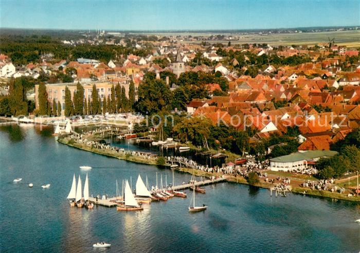 Steinhuder Meer Wunstorf Fliegeraufnahme mit Bootsanleger