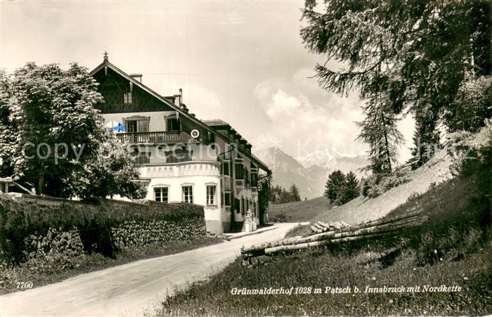 Patsch AT Gruenwalderhof Aussenansicht Nordkette