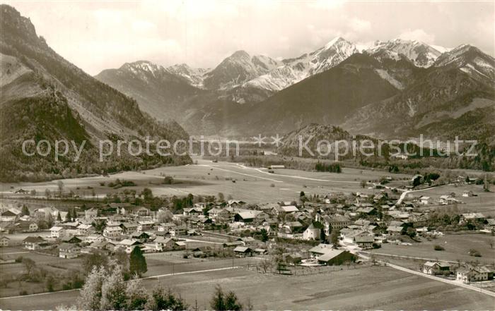 Unterwoessen Achental Unterwoessen-Totalansicht Geigelsteingruppe