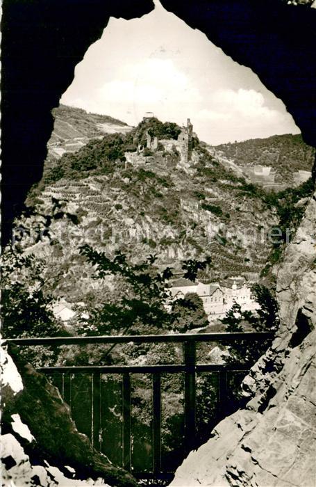 Hoehlen Caves Grottes Altenahr Teufelsloch mit blick auf Burg