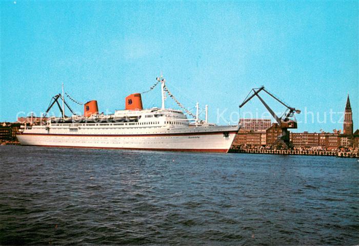 Dampfer Oceanliner EUROPA Boellhoern und Luxus Linder Kiel
