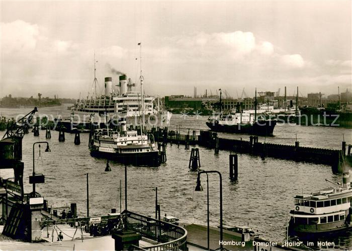 Dampfer Oceanliner Hamburg Dampfer ITALIA im Hafen