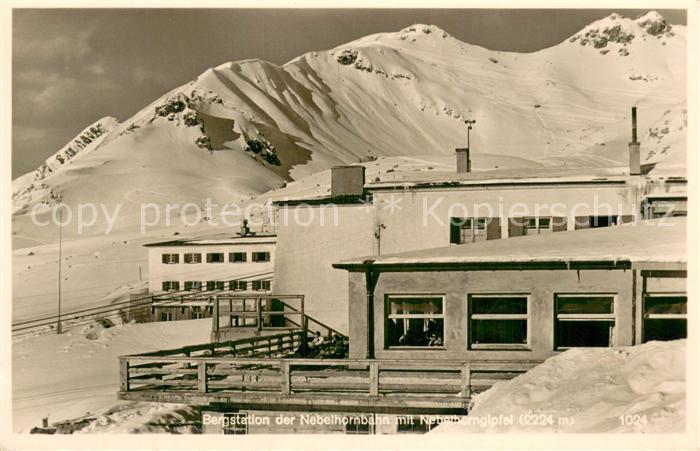 Nebelhornbahn Bergstation mit Nebelhorngipfel
