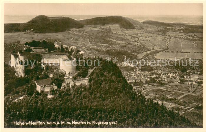 Neuffen Fliegeraufnahme mit Hohen Neuffen Schloss