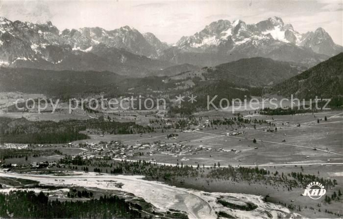 Kruen Fliegeraufnahme mit Barmsee Blick zum Wetterstein und Zugspitzmassiv