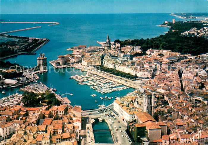 La Rochelle 17 Fliegeraufnahme Eglise St. Sauveur - Tour St. Nicolas - Port