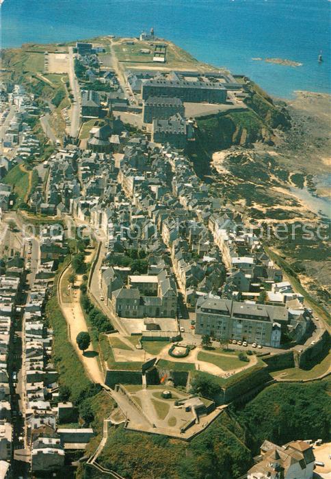 Granville 50 Manche Fliegeraufnahme La Haute Ville el les Casernes sur le Pointe