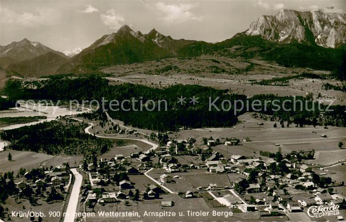 Kruen Fliegeraufnahme mit Wetterstein Arnspitze und Tiroler Berge