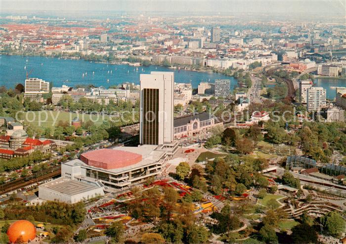 HAMBURG  CITY Blick vom Fernsehturm auf Congress Centrum und Alster