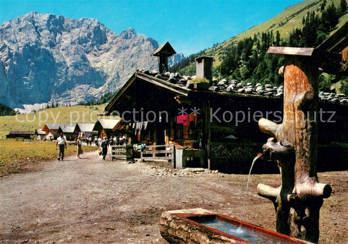 Hinterriss Tirol Engalm am Gr Ahornboden mit Grubenkarspitze