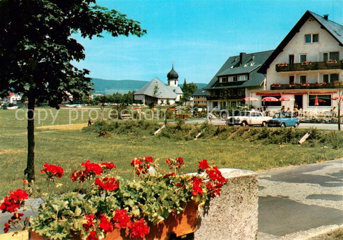 Hinterzarten Breisgau-Hochschwarzwald BW Panorama mit Pfarrkirche Maria in der Z