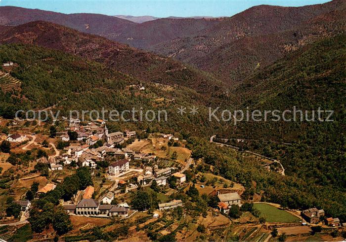 Saint-Germain-de-Calberte Vue aerienne du village