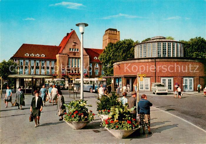 Delmenhorst Marktplatz mit Rathaus an der Markthalle