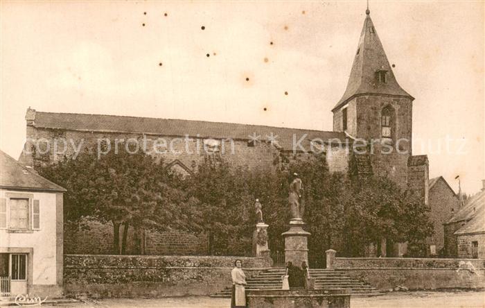 Royere 23-de-Vassiviere Creuse Place du Marche et Eglise